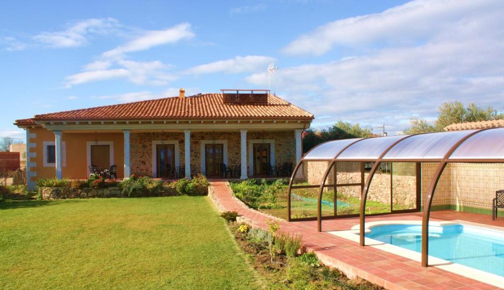 Apartamentos El Jardin Del Poeta Guijo de Granadilla Exterior photo